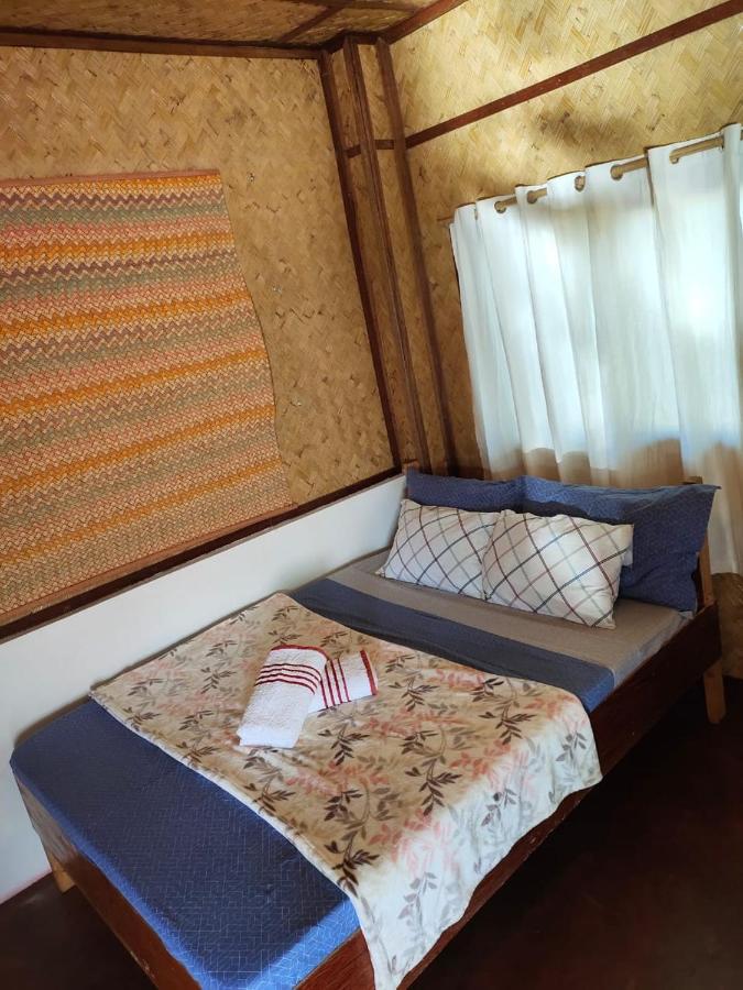 Purple Homestay Hillside Coron Exteriör bild