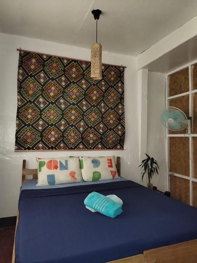 Purple Homestay Hillside Coron Exteriör bild
