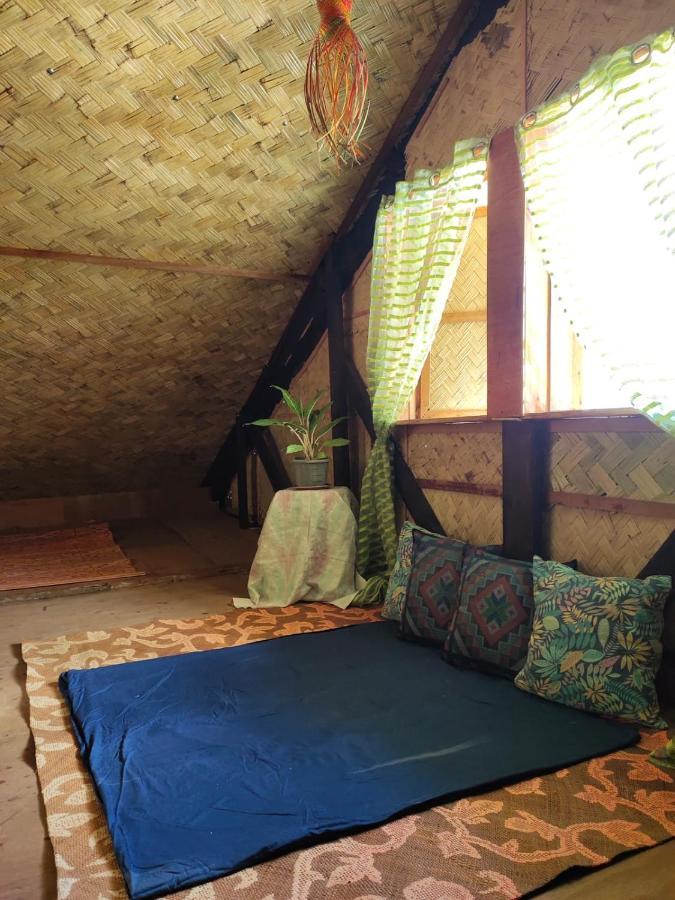 Purple Homestay Hillside Coron Exteriör bild